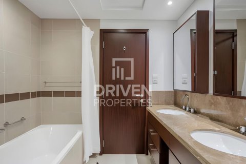 Appartement à 29 Burj Boulevard, Downtown Dubai (Downtown Burj Dubai), Dubai, 2 chambres, 109 m², № 65169 - photo 11