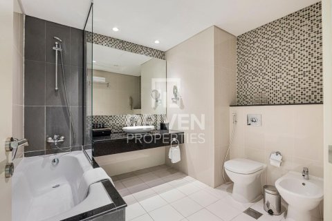 Apartment in Damac Maison The Distinction, Downtown Dubai (Downtown Burj Dubai), Dubai 2 bedrooms, 132 sq.m. № 65172 - photo 12