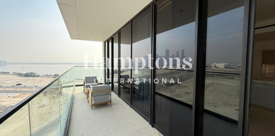Apartamento en Al Jaddaf, Dubai, estudio, 75.4372 m², № 91106