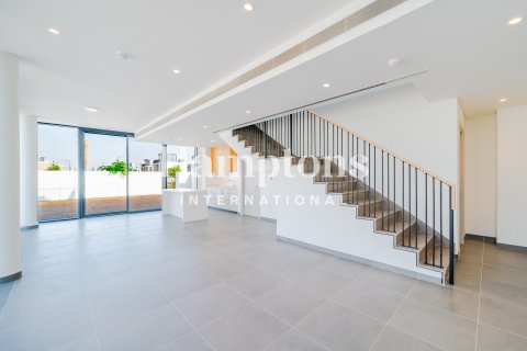 Villa à Arabian Ranches 3, Dubai, 5 chambres, 419.92156000 m², № 91103 - photo 3