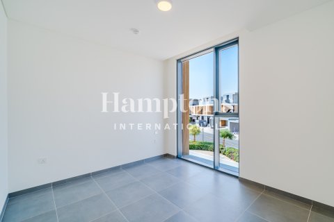 Villa à Arabian Ranches 3, Dubai, 5 chambres, 419.92156000 m², № 91103 - photo 2