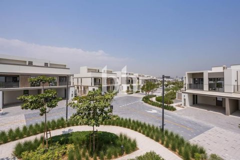 Villa in Tilal Al Ghaf, Dubai 4 bedrooms, 202 sq.m. № 58682 - photo 17