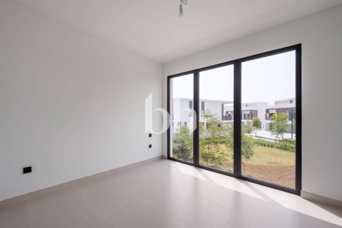 Villa in Tilal Al Ghaf, Dubai 4 bedrooms, 202 sq.m. № 58682 - photo 12