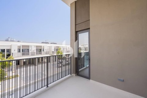 Villa in Tilal Al Ghaf, Dubai 4 bedrooms, 202 sq.m. № 58682 - photo 16