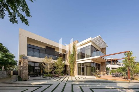 Villa in DAMAC Hills (Akoya by DAMAC), Dubai 6 bedrooms, 1000 sq.m. № 58686 - photo 1