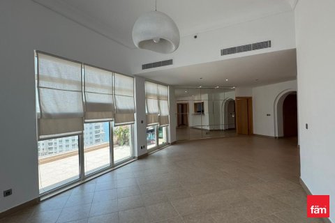 Apartment in Palm Jumeirah, Dubai 3 bedrooms, 199 sq.m. № 114889