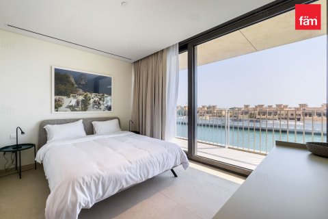 Apartment in Dubai 3 bedrooms, 198.6 sq.m. № 141969 - photo 7