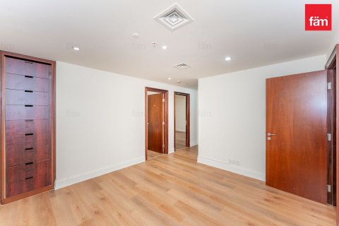 Снять в аренду квартиру в Дубай Марине, Дубай: 3 спальни, 216.1м², № 141972 - фото 4