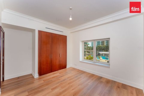 Снять в аренду квартиру в Дубай Марине, Дубай: 3 спальни, 216.1м², № 141972 - фото 11