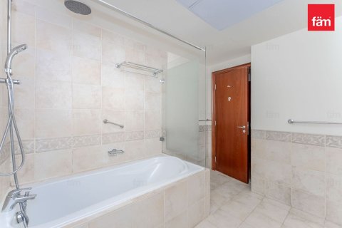 Снять в аренду квартиру в Дубай Марине, Дубай: 3 спальни, 216.1м², № 141972 - фото 18