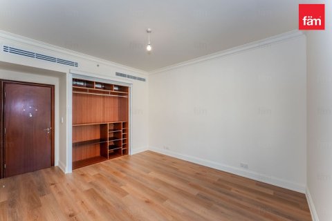Снять в аренду квартиру в Дубай Марине, Дубай: 3 спальни, 216.1м², № 141972 - фото 12