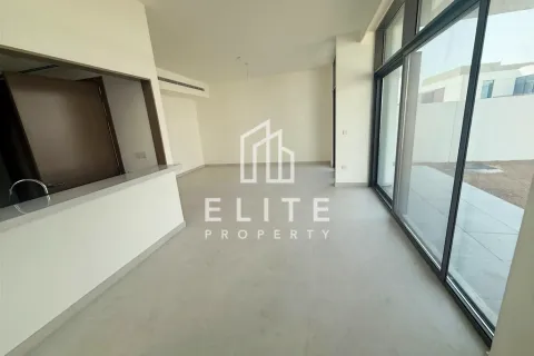 Villa in Dubai 4 bedrooms № 85467 - photo 4