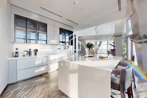 Apartment in Cayan Tower, Dubai Marina, Dubai 4 bedrooms, 312 sq.m. № 85459 - photo 19