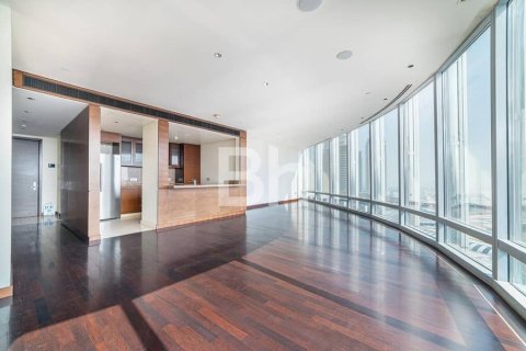 Apartment in Downtown Dubai (Downtown Burj Dubai), Dubai 2 bedrooms, 187 sq.m. № 24228 - photo 18