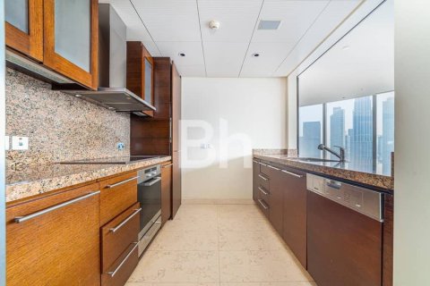 Apartment in Downtown Dubai (Downtown Burj Dubai), Dubai 2 bedrooms, 187 sq.m. № 24228 - photo 15