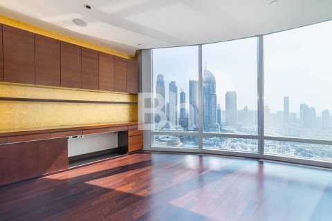 Apartment in Downtown Dubai (Downtown Burj Dubai), Dubai 2 bedrooms, 187 sq.m. № 24228 - photo 6
