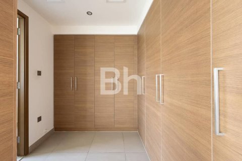 Снять в аренду виллу в Дубай Хилс Эстейт, Дубай: 3 спальни, 433м², № 24227 - фото 3