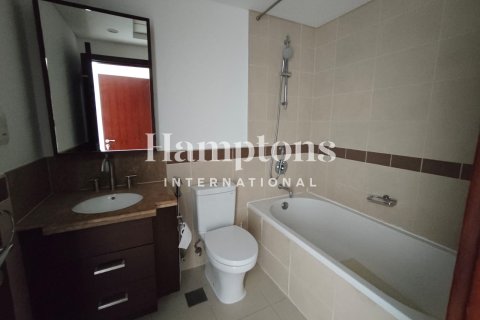 Apartment in Downtown Dubai (Downtown Burj Dubai), Dubai 2 bedrooms, 114.32085762 sq.m. № 105508 - photo 3