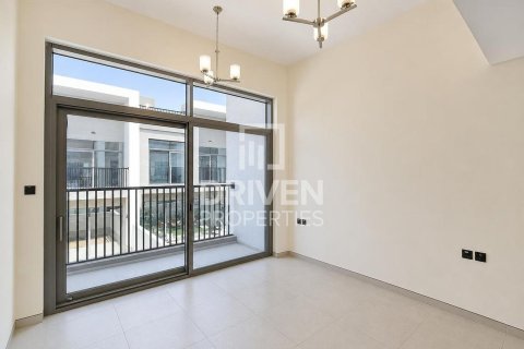 Villa in Liwan, Dubai Land, Dubai 5 bedrooms, 301.47 sq.m. № 143206 - photo 11