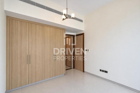 Villa in Liwan, Dubai Land, Dubai 5 bedrooms, 301.47 sq.m. № 143206 - photo 13