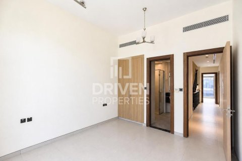 Villa in Liwan, Dubai Land, Dubai 5 bedrooms, 301.38 sq.m. № 143205 - photo 15