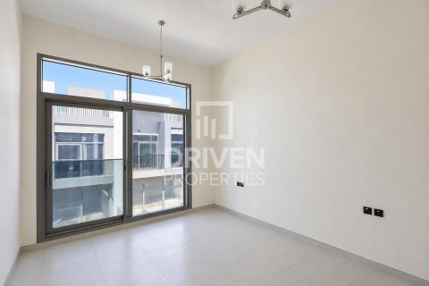 Villa in Liwan, Dubai Land, Dubai 5 bedrooms, 301.38 sq.m. № 143205 - photo 14