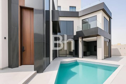 Villa in Nadd Al Sheba, Dubai 5 bedrooms, 488 sq.m. № 56486 - photo 24