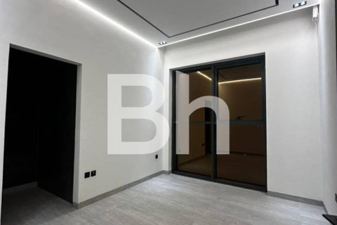 Villa in Nadd Al Sheba, Dubai 5 bedrooms, 488 sq.m. № 56486 - photo 2