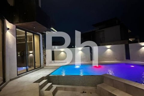 Villa in Nadd Al Sheba, Dubai 5 bedrooms, 488 sq.m. № 56486 - photo 10