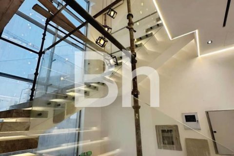 Villa in Nadd Al Sheba, Dubai 5 bedrooms, 488 sq.m. № 56486 - photo 14