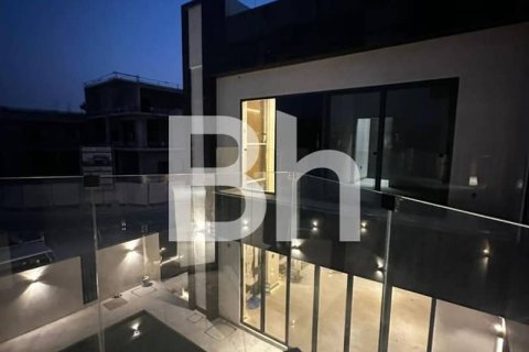 Villa in Nadd Al Sheba, Dubai 5 bedrooms, 488 sq.m. № 56486 - photo 3