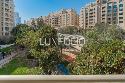 Apartment in Shoreline Apartments, Palm Jumeirah, Dubai 2 bedrooms, 144 sq.m. № 46248 - photo 2