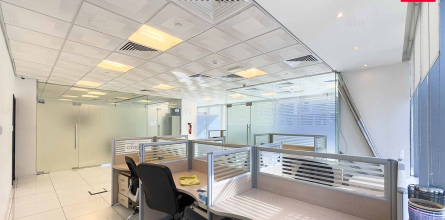 Office in Business Bay, Dubai 139.5 sq.m. № 13070