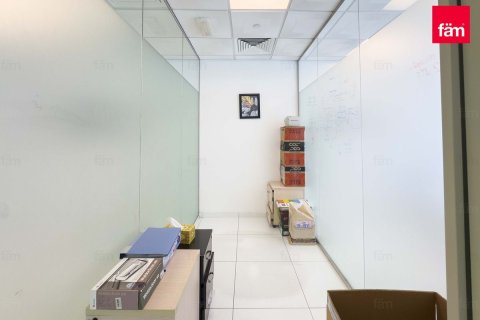 Office in Business Bay, Dubai 139.5 sq.m. № 13070 - photo 21