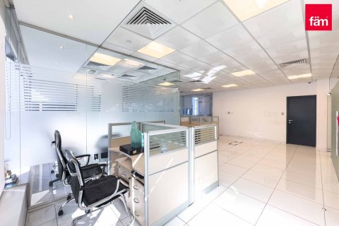 Office in Business Bay, Dubai 139.5 sq.m. № 13070 - photo 14