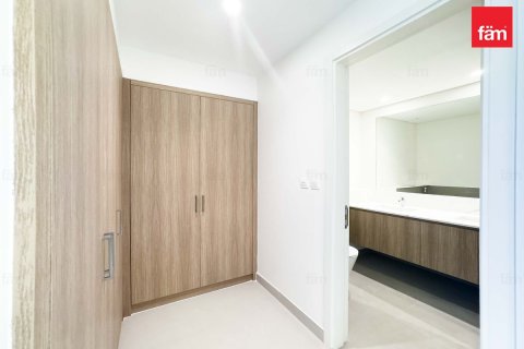 Villa in Dubai 4 bedrooms, 252 sq.m. № 52309 - photo 13