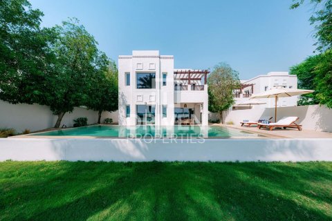 Villa à Dubai Creek Golf and Yacht Club Residences, Al Garhoud, Dubai, 4 chambres, 3461.01 m², № 128339