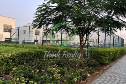 Townhouse in Town Square, Dubai 3 bedrooms, 209 sq.m. № 4089 - photo 1
