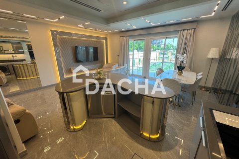 Townhouse in Jumeirah Village Triangle, Dubai 2 bedrooms, 152 sq.m. № 111603 - photo 21