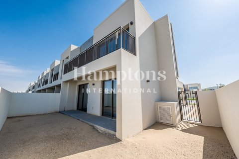 Villa in Dubai South (Dubai World Central), Dubai 4 bedrooms, 237.36716500 sq.m. № 63999 - photo 17