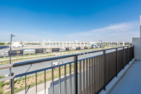 Villa in Dubai South (Dubai World Central), Dubai 4 bedrooms, 237.36716500 sq.m. № 63999 - photo 7