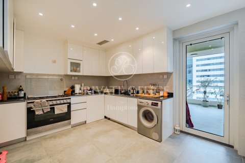 Apartment in The Address Dubai Marina, Dubai Marina, Dubai 3 bedrooms, 187.94276900 sq.m. № 63998 - photo 10