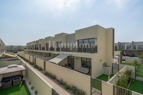 Villa à Dubai South (Dubai World Central), Dubai, 4 chambres, 293.10896500 m², № 64006 - photo 11