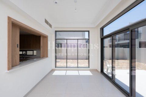 Снять в аренду виллу в Dubai South (Dubai World Central), Дубай: 4 спальни, 306.29840391м², № 64013 - фото 18