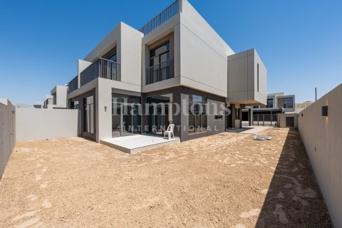 Снять в аренду виллу в Dubai South (Dubai World Central), Дубай: 4 спальни, 306.29840391м², № 64013 - фото 17