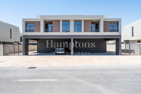 Снять в аренду виллу в Dubai South (Dubai World Central), Дубай: 4 спальни, 306.29840391м², № 64013 - фото 15