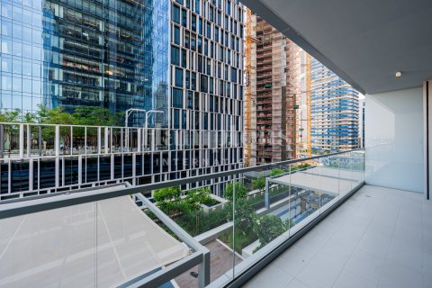 Снять в аренду квартиру в Даунтаун Дубай (Даунтаун Бурдж Дубай), Дубай: 1 спальня, 74.78691500м², № 64007 - фото 1