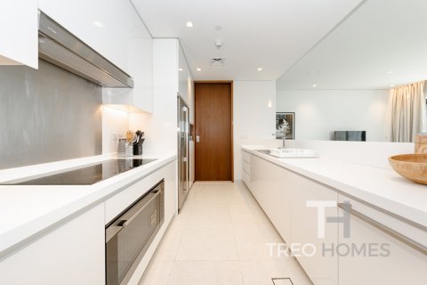 Apartment in The Hills, Dubai 3 bedrooms, 204 sq.m. № 13514 - photo 15