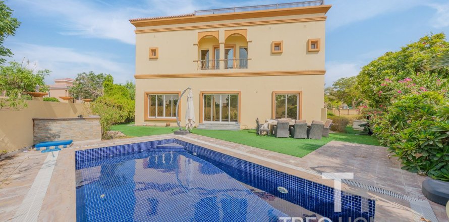 Villa à The Villa, Dubai, 6 chambres, 787 m², № 13519