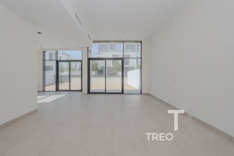 Снять в аренду таунхаус в Al Furjan, Дубай: 4 спальни, 238м², № 13520 - фото 4